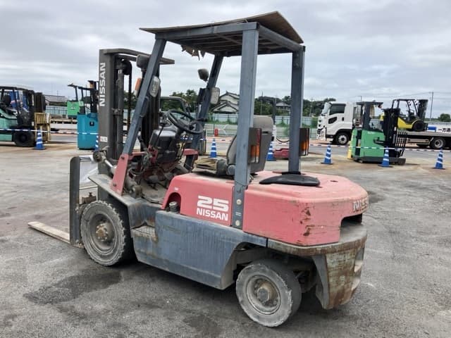 Forklift — Auction (lot 8456-2027)