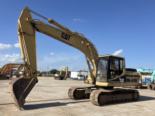 EXCAVATOR — Auction (lot 8456-203)