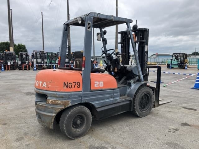 Forklift — Auction (lot 8456-2030)