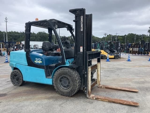 Forklift — Auction (lot 8456-2032)