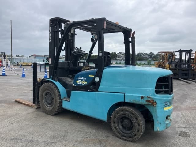 Forklift — Auction (lot 8456-2032)