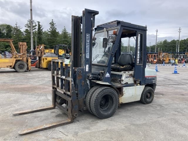 Forklift — Auction (lot 8456-2033)