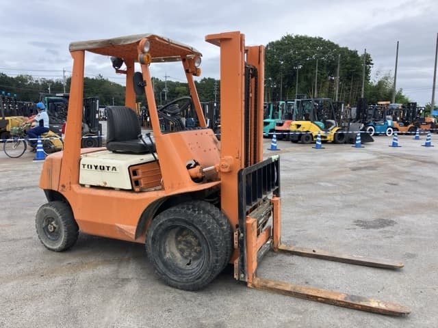 Forklift — Auction (lot 8456-2034)