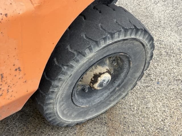 Forklift — Auction (lot 8456-2034)