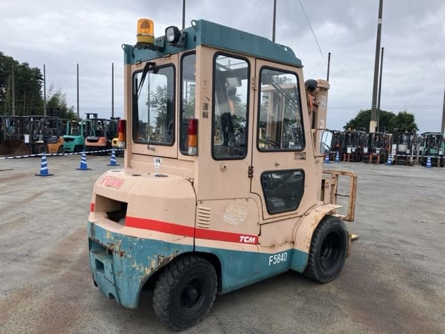 Forklift — Auction (lot 8456-2035)
