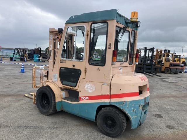 Forklift — Auction (lot 8456-2035)