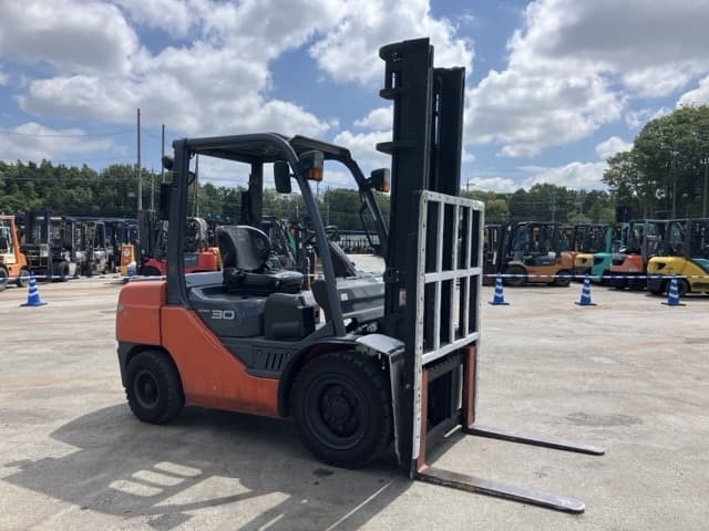 Forklift — Auction (lot 8456-2038)