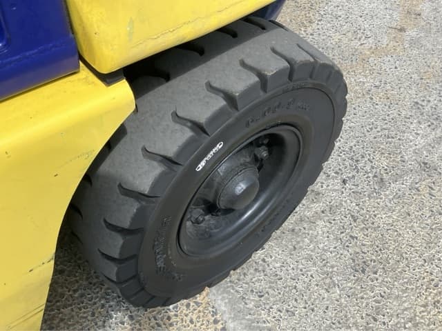 Forklift — Auction (lot 8456-2039)
