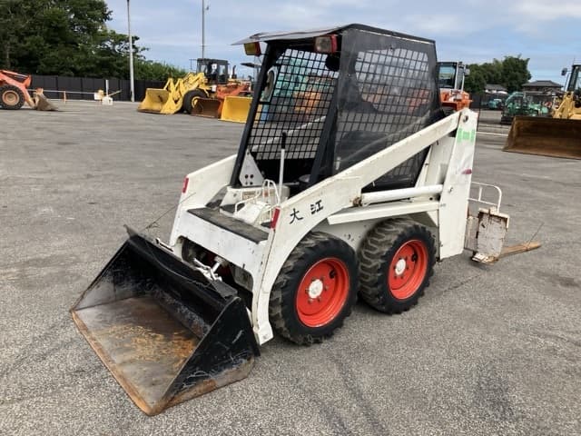 SKID STEER LOADER — Auction (lot 8456-204)