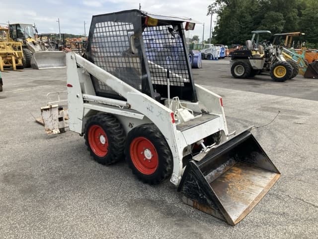 SKID STEER LOADER — Auction (lot 8456-204)