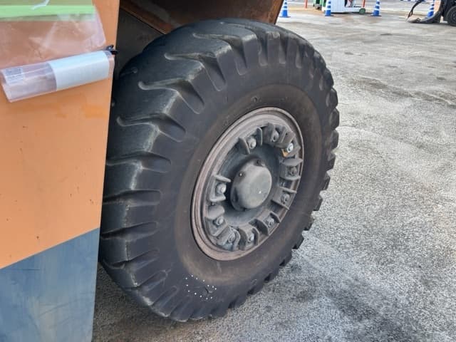 Forklift — Auction (lot 8456-2040)