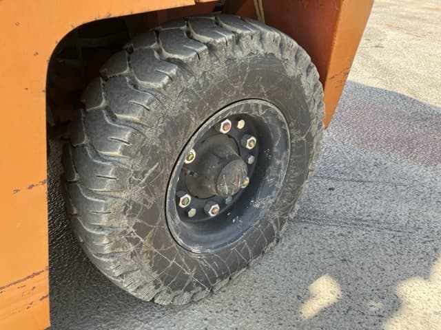 Forklift — Auction (lot 8456-2043)