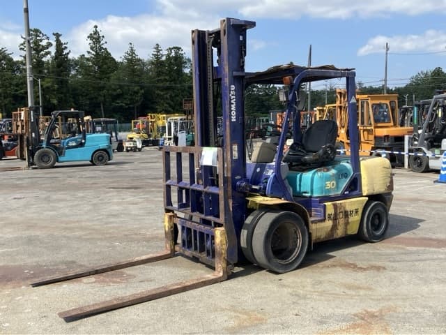 Forklift — Auction (lot 8456-2045)