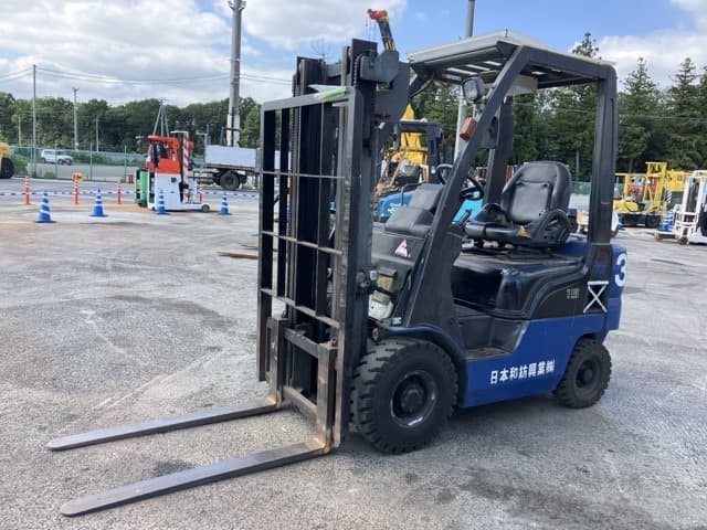 Forklift — Auction (lot 8456-2046)