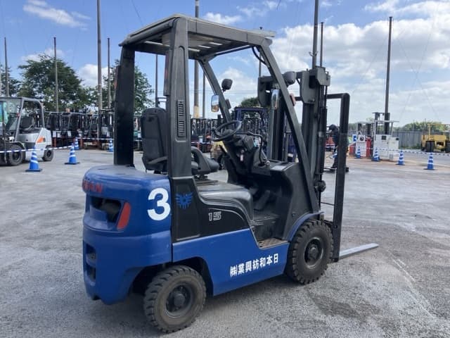 Forklift — Auction (lot 8456-2046)