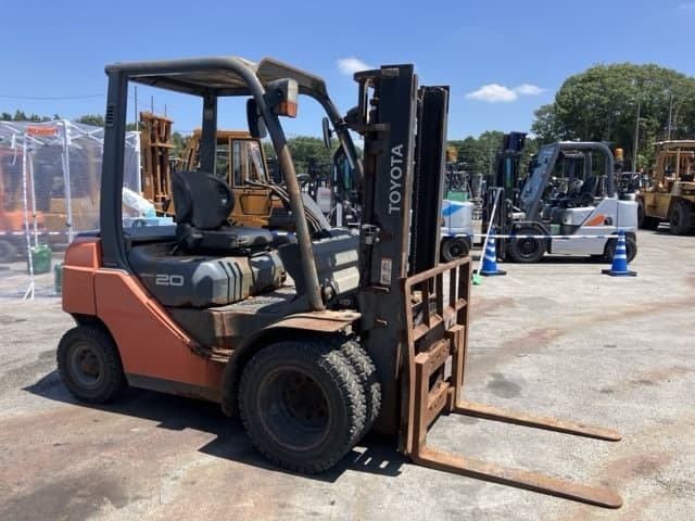 Forklift — Auction (lot 8456-2051)