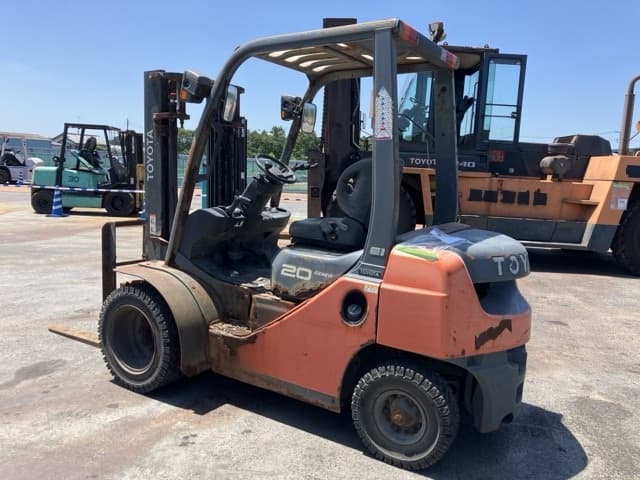 Forklift — Auction (lot 8456-2051)