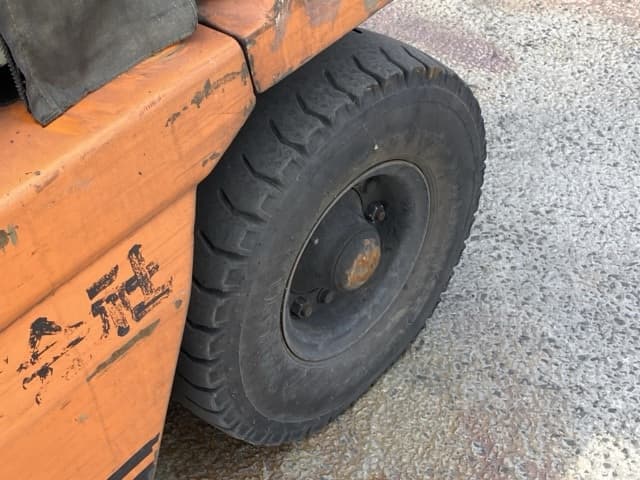 Forklift — Auction (lot 8456-2054)