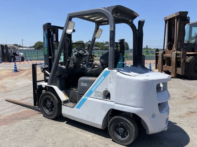 Forklift — Auction (lot 8456-2057)
