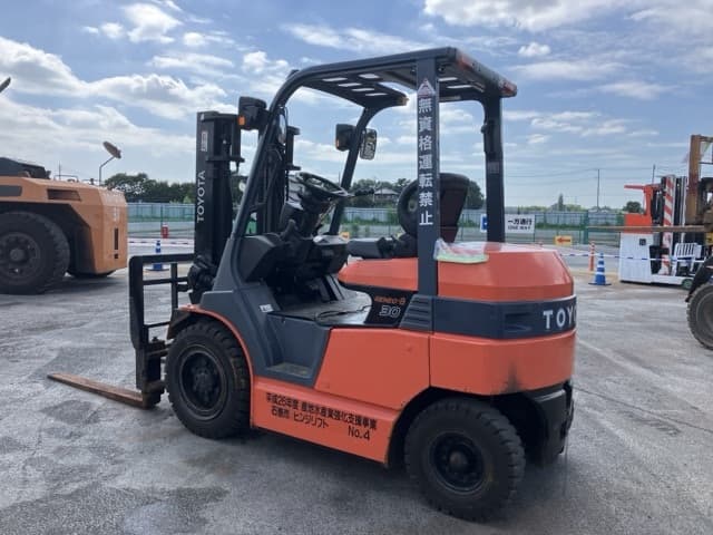 Battery Forklift — Auction (lot 8456-2058)