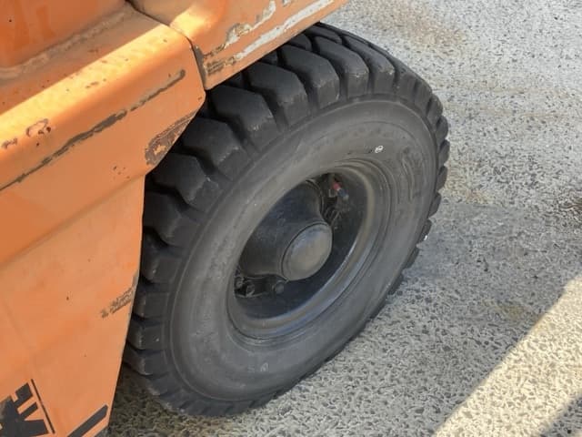 Forklift — Auction (lot 8456-2061)