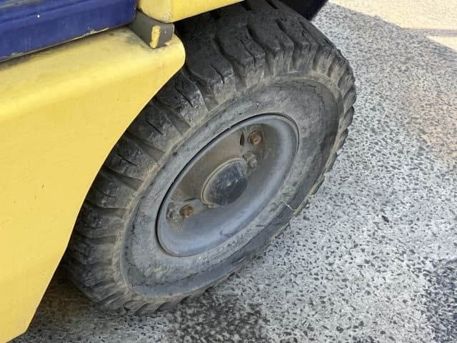 Forklift — Auction (lot 8456-2063)