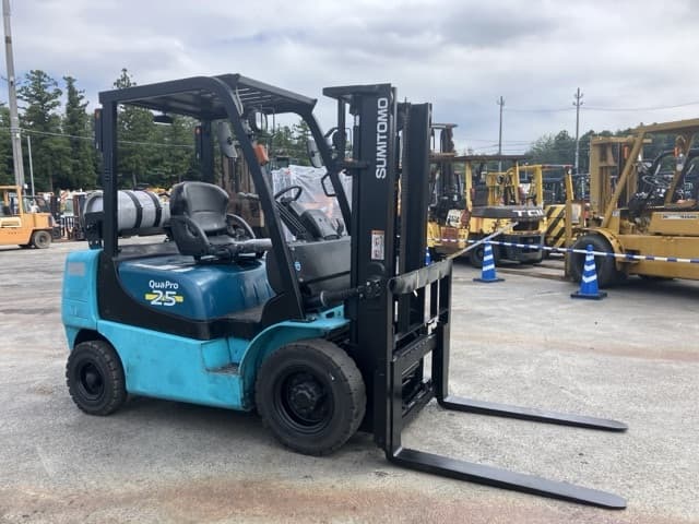 Forklift — Auction (lot 8456-2067)