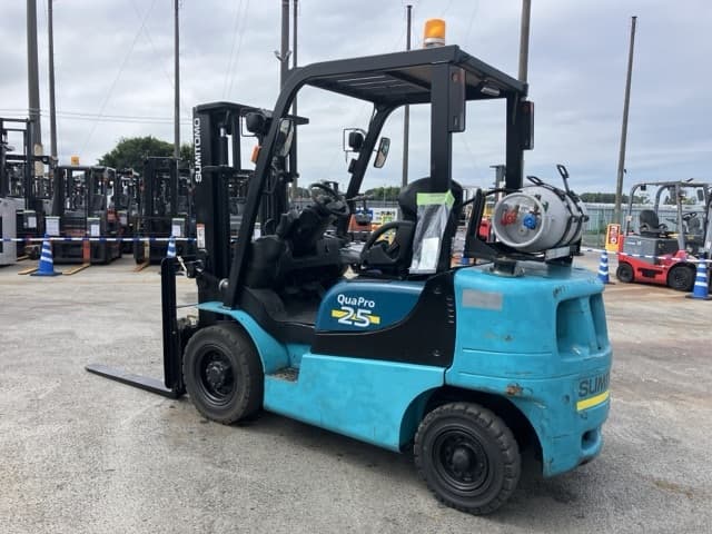 Forklift — Auction (lot 8456-2067)