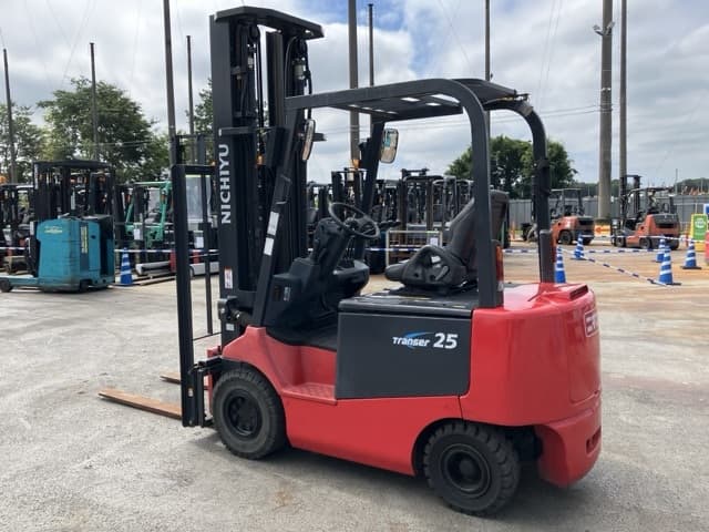 Battery Forklift — Auction (lot 8456-2068)