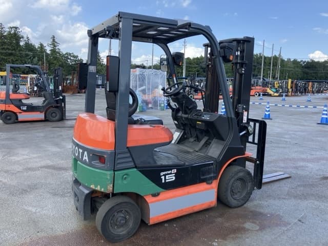 Battery Forklift — Auction (lot 8456-2072)
