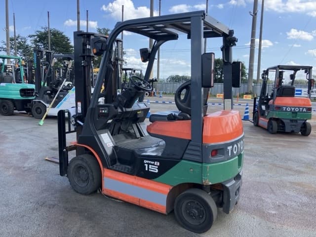 Battery Forklift — Auction (lot 8456-2072)