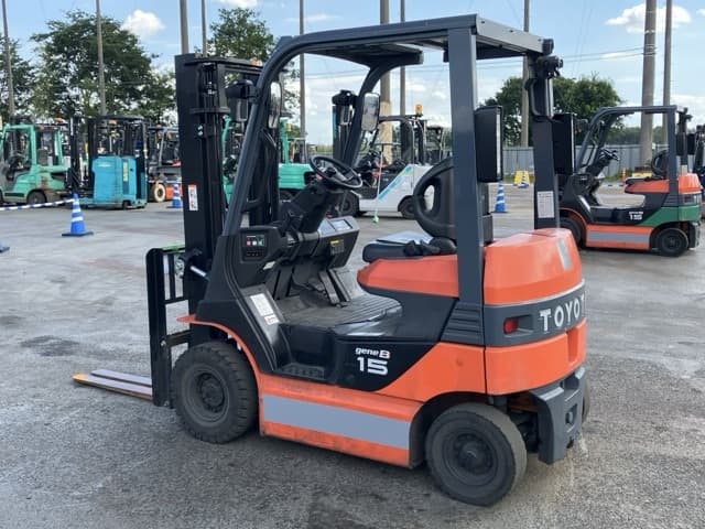 Battery Forklift — Auction (lot 8456-2073)