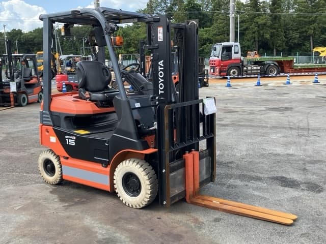 Battery Forklift — Auction (lot 8456-2076)