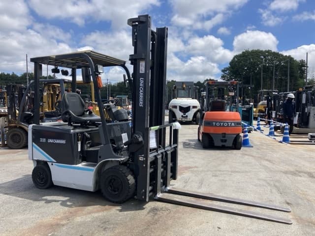 Battery Forklift — Auction (lot 8456-2079)
