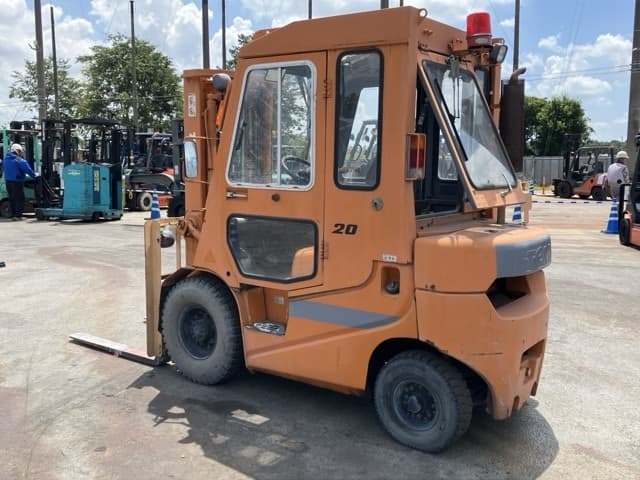 Forklift — Auction (lot 8456-2080)