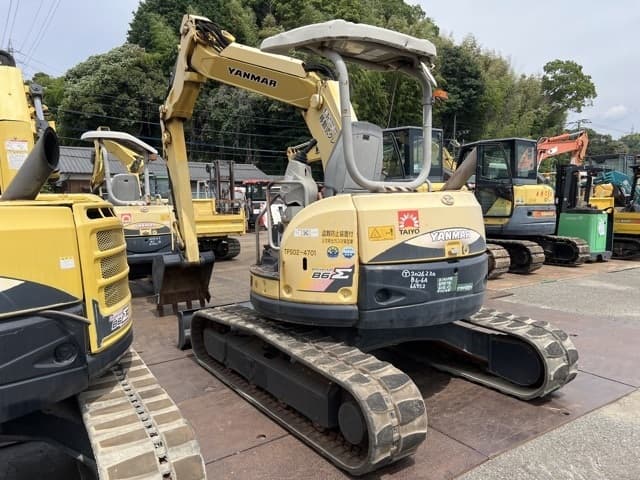 MINI EXCAVATOR — Auction (lot 8456-20801)