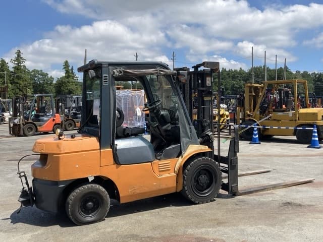 Forklift — Auction (lot 8456-2083)