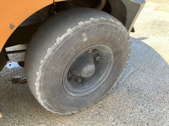 Forklift — Auction (lot 8456-2083)