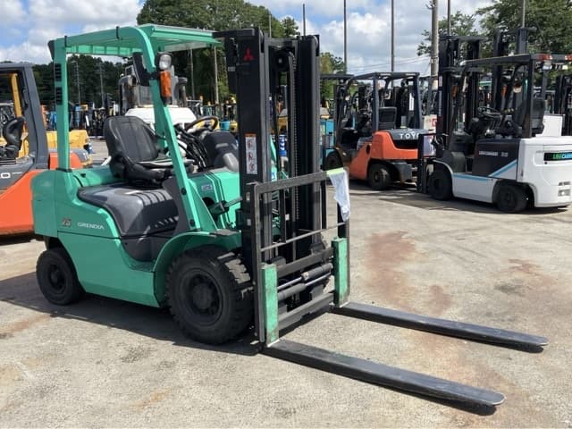Forklift — Auction (lot 8456-2085)