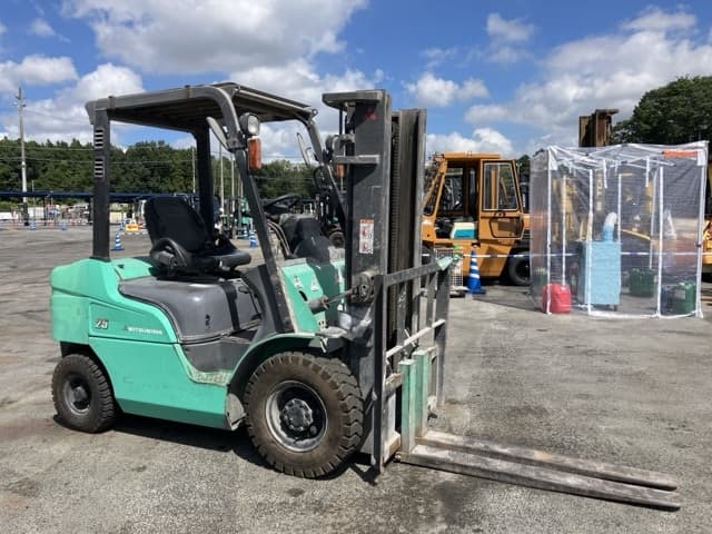 Forklift — Auction (lot 8456-2087)