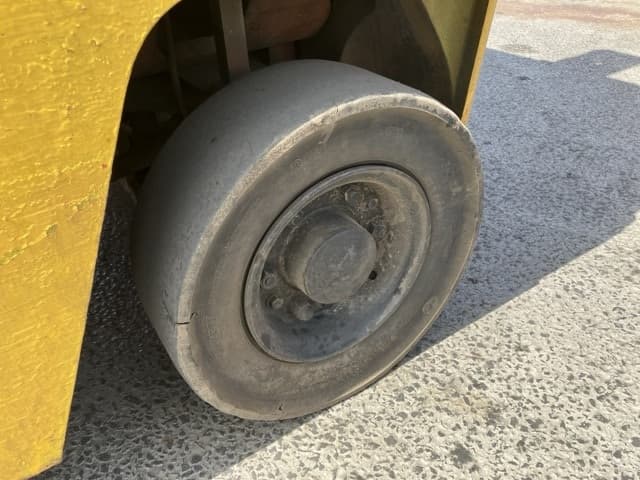 Forklift — Auction (lot 8456-2089)