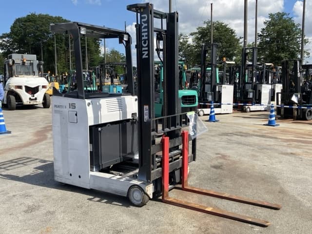 Reach Forklift — Auction (lot 8456-2091)