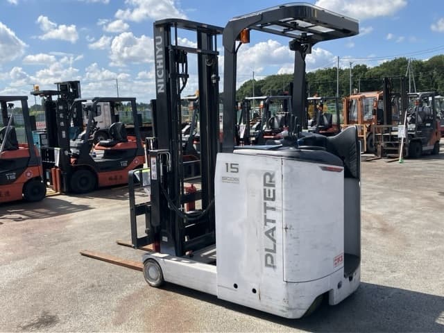 Reach Forklift — Auction (lot 8456-2091)