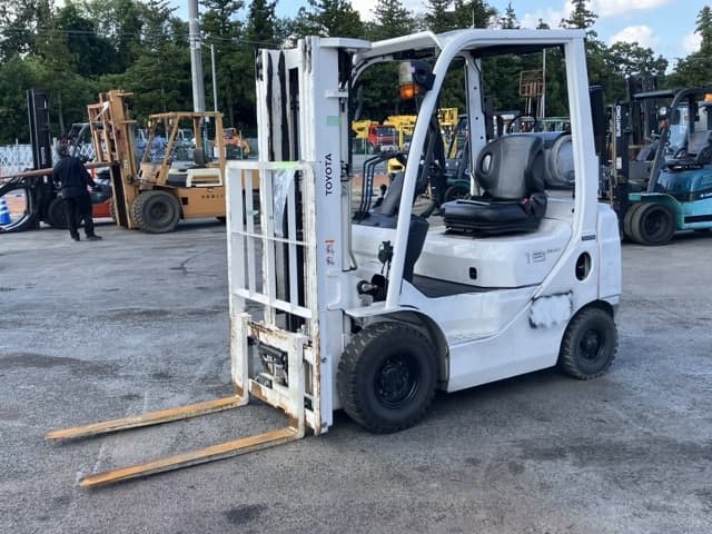 Forklift — Auction (lot 8456-2092)