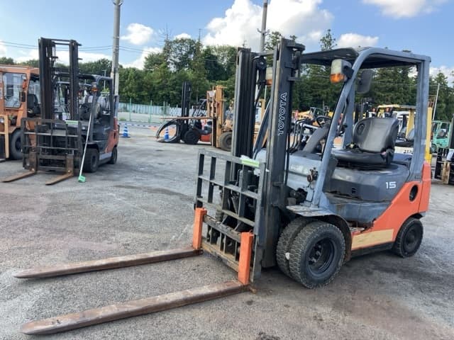 Forklift — Auction (lot 8456-2096)