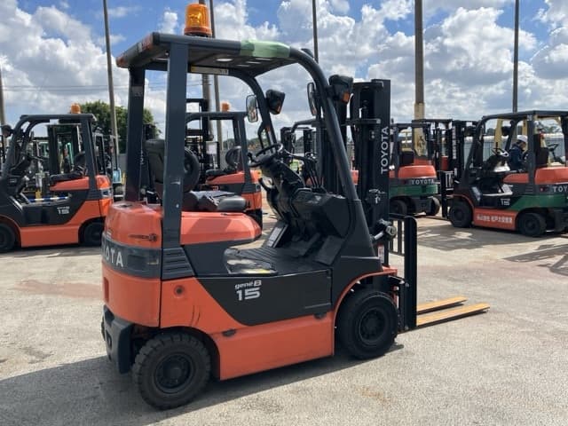 Battery Forklift — Auction (lot 8456-2097)