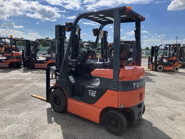 Battery Forklift — Auction (lot 8456-2099)