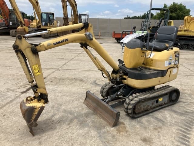 MINI EXCAVATOR — Auction (lot 8456-21)