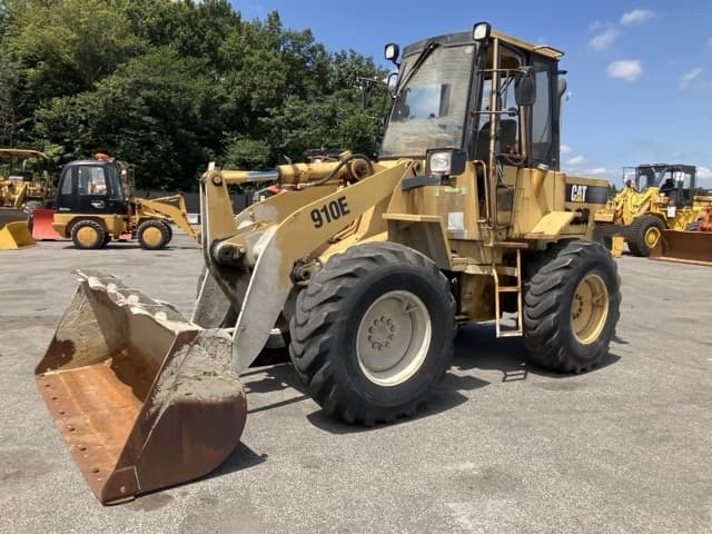 WHEEL LOADER — Auction (lot 8456-210)