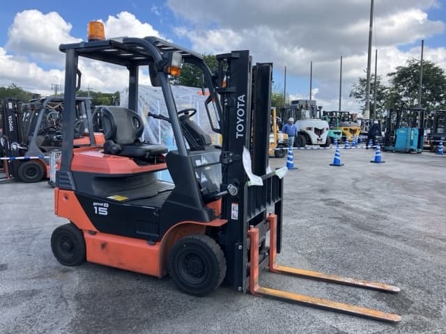 Battery Forklift — Auction (lot 8456-2101)